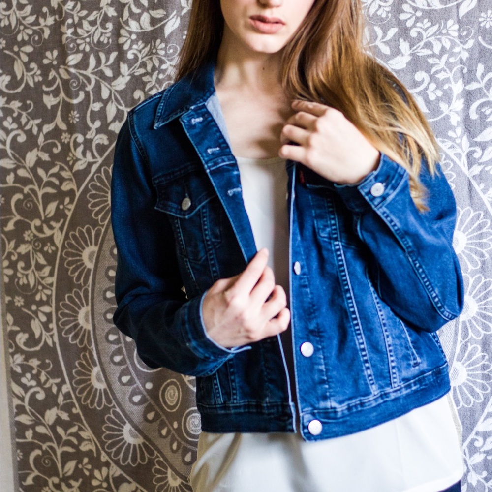 SOLD NWOT Levi Strauss & Co denim jacket - Picture 1 of 5